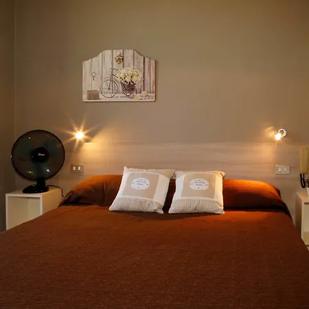 Hotel Mom Asís
