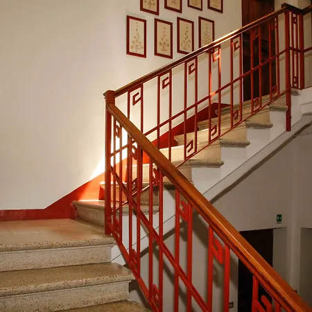 Hotel Mom Asís